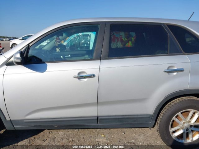 5XYKT3A65FG583219 KIA SORENTO LX