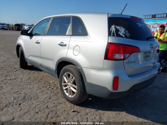 5XYKT3A65FG583219 KIA SORENTO LX