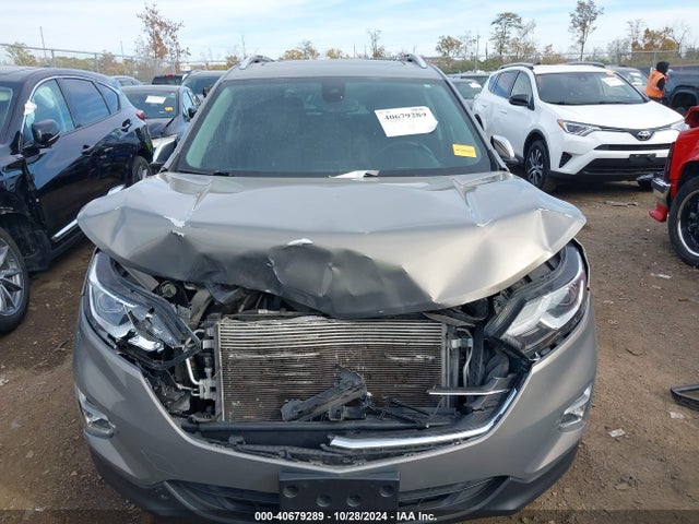 3GNAXWEX7JS562875 Chevrolet Equinox Premier