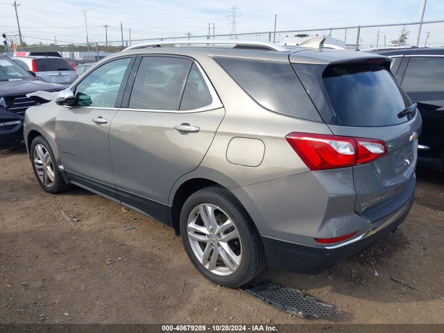 3GNAXWEX7JS562875 Chevrolet Equinox Premier
