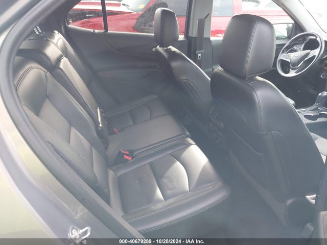 3GNAXWEX7JS562875 Chevrolet Equinox Premier