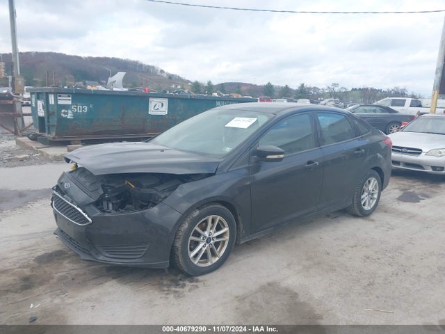Ford FOCUS SE 2015 1FADP3F2XFL286704 Image 2