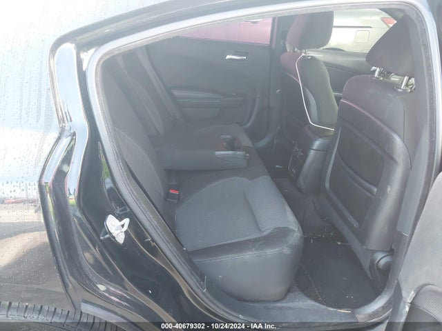 2C3CDXBG8JH306983 Dodge Charger Sxt Rwd