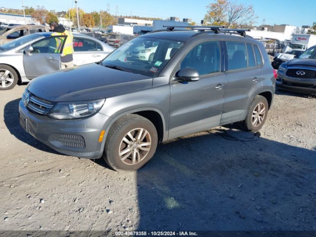 WVGBV7AX6FW526861 Volkswagen TIGUAN S