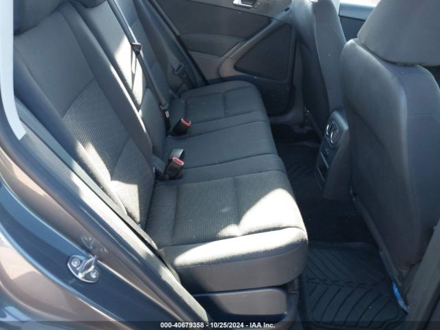 WVGBV7AX6FW526861 Volkswagen TIGUAN S