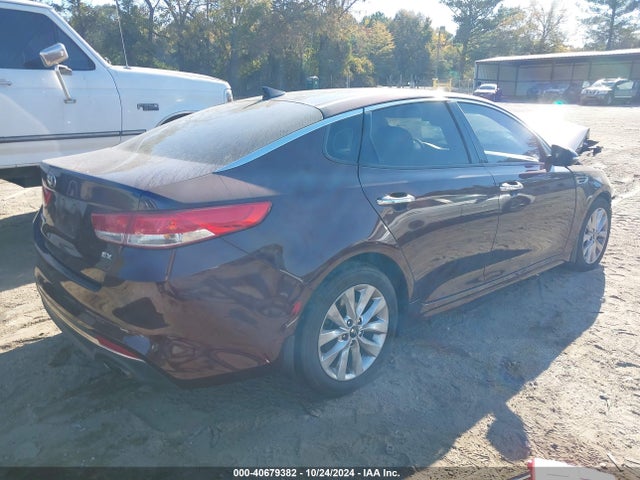 KIA OPTIMA EX 2017 5XXGU4L39HG153115 Image 4