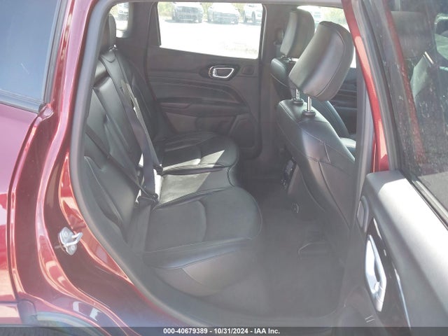 3C4NJDCB5NT231705 Jeep Compass High Altitude 4x4