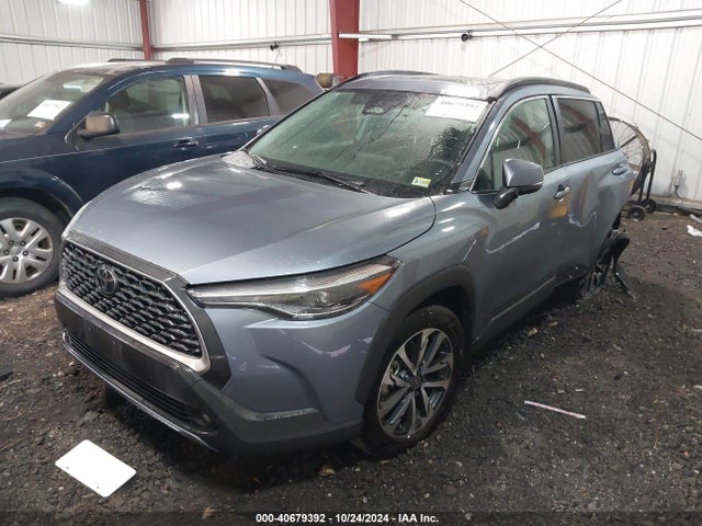 Toyota Corolla Cross Xle 2024 7MUDAABG6RV097669 Image 2