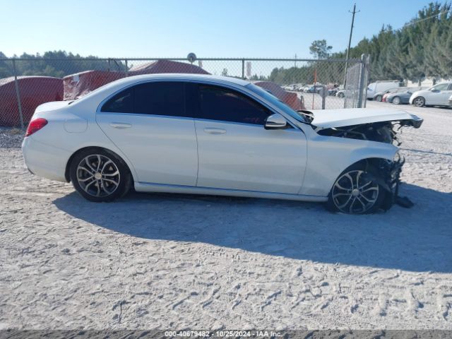 55SWF4JB7GU154442 Mercedes-Benz C 300 Luxury/sport