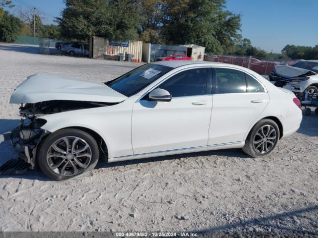 55SWF4JB7GU154442 Mercedes-Benz C 300 Luxury/sport