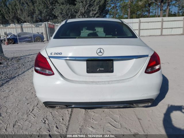55SWF4JB7GU154442 Mercedes-Benz C 300 Luxury/sport