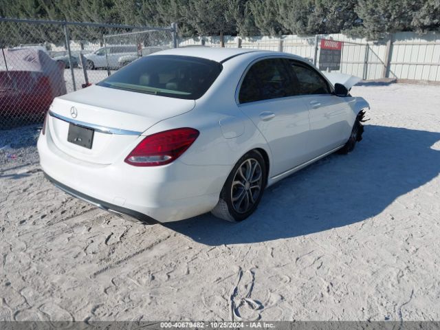 55SWF4JB7GU154442 Mercedes-Benz C 300 Luxury/sport