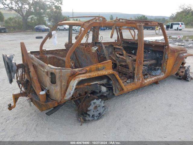 1C4BJWDG4JL807024 Jeep Wrangler Jk Unlimited Sport S 4x4