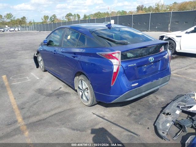 JTDKARFU3G3518374 Toyota Prius Three