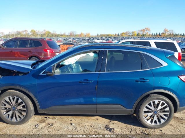 1FMCU0DZ3LUA70952 Ford Escape Titanium Hybrid