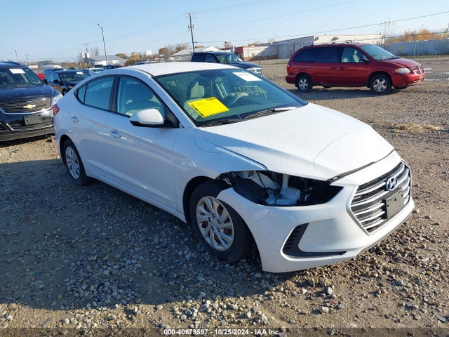 2017 5NPD74LF3HH065847 main image