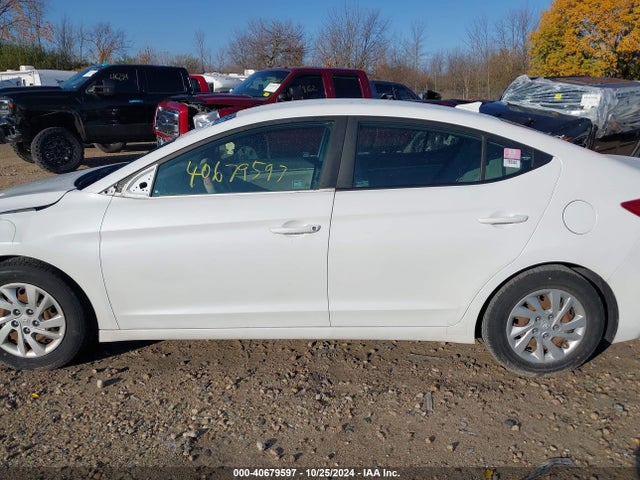 Hyundai ELANTRA SE 2017 5NPD74LF3HH065847 Image 15