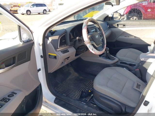 Hyundai ELANTRA SE 2017 5NPD74LF3HH065847 Image 5