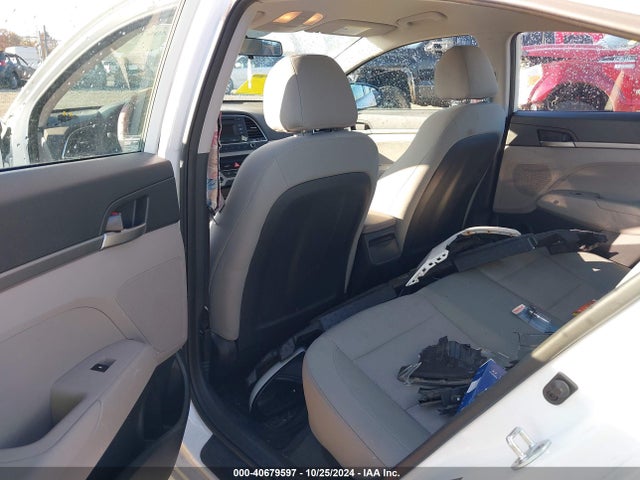 Hyundai ELANTRA SE 2017 5NPD74LF3HH065847 Image 8