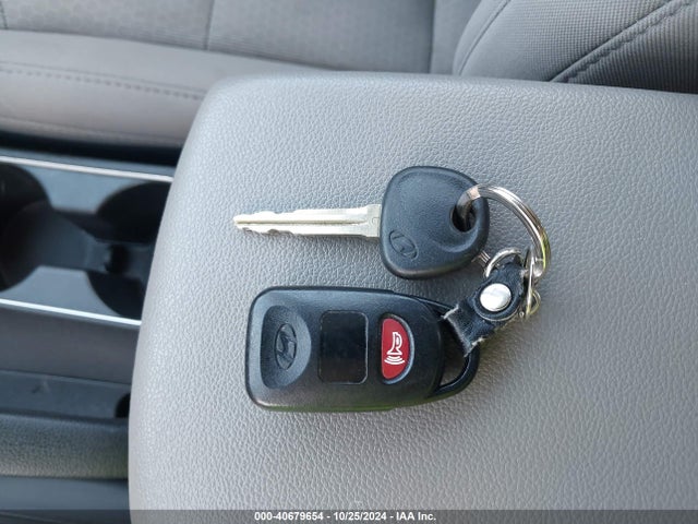 Hyundai ELANTRA SE 2017 5NPD84LF8HH191134 Image 11