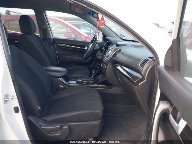 5XYKT3A69FG576743 KIA SORENTO LX