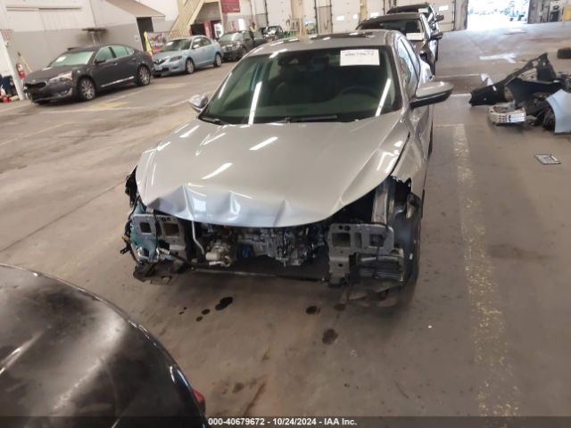 19XZE4F90NE003162 Honda Insight Touring