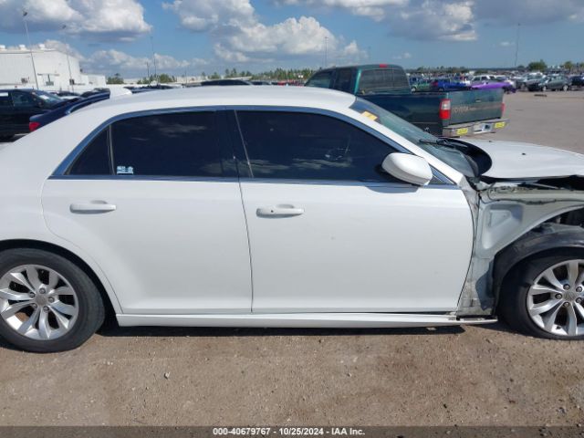 2C3CCAAG3FH868220 Chrysler 300 Limited