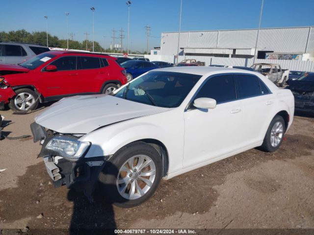 2C3CCAAG3FH868220 Chrysler 300 Limited