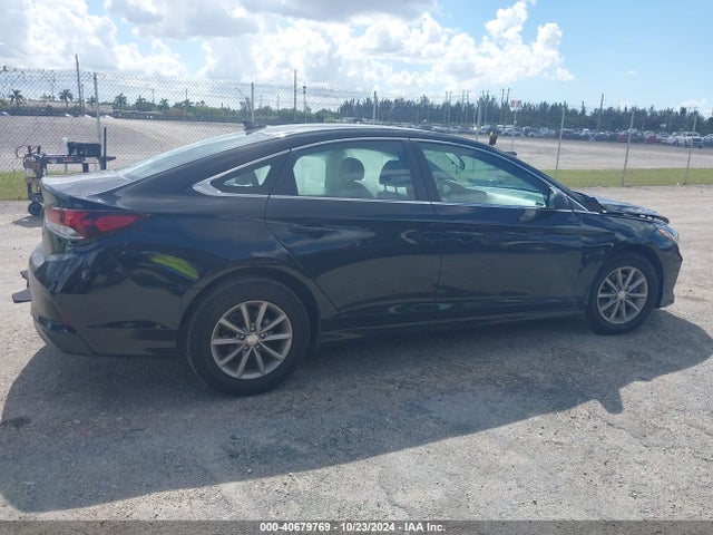 Hyundai SONATA SE 2019 5NPE24AF6KH742502 Image 13