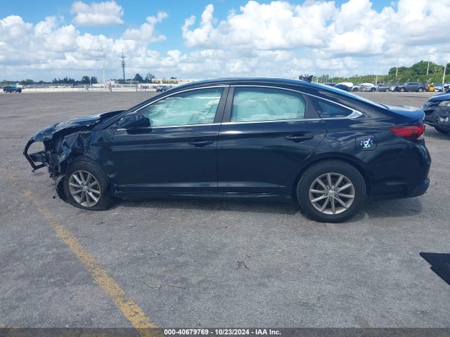 Hyundai SONATA SE 2019 5NPE24AF6KH742502 Image 14