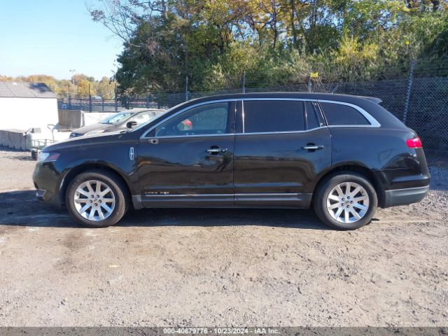 2LMHJ5NK8HBL01519 Lincoln Mkt Livery