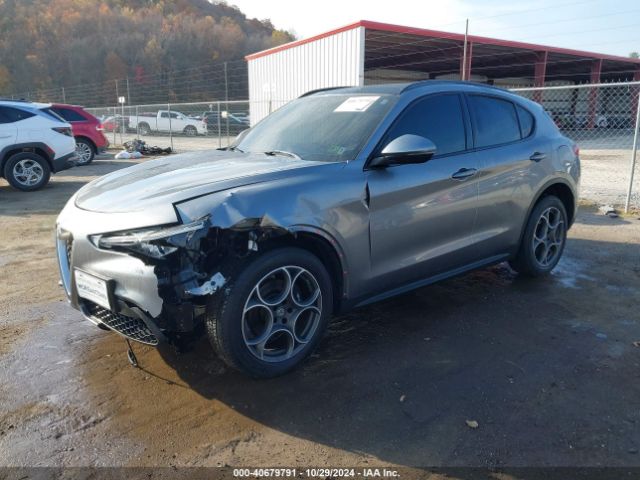 ZASFAKNN0J7B80541 Alfa Romeo Stelvio Ti Sport Awd