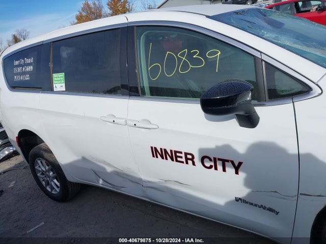 Chrysler Voyager Lx 2024 2C4RC1CG6RR126069 Image 12