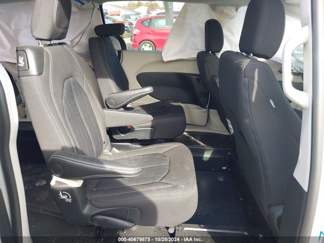 Chrysler Voyager Lx 2024 2C4RC1CG6RR126069 Image 8