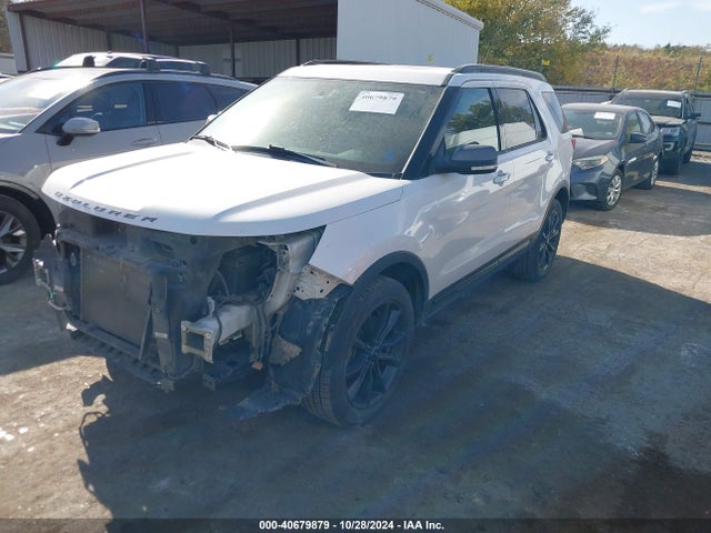Ford EXPLORER XLT 2018 1FM5K8D81JGB88806 Image 2