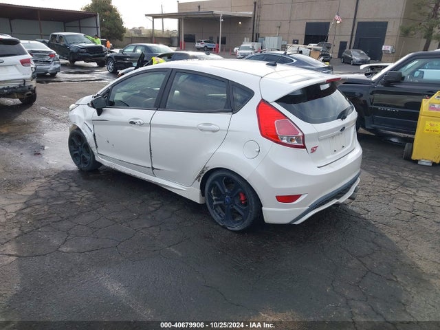 Ford FIESTA ST 2017 3FADP4GX6HM100061 Image 3