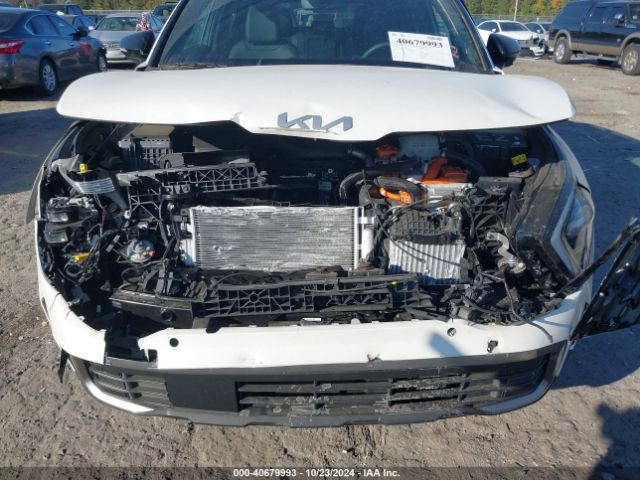 2024 KIA SPORTAGE PLUG-IN HYBRID KNDPZDDH6R7148136 Photo 5