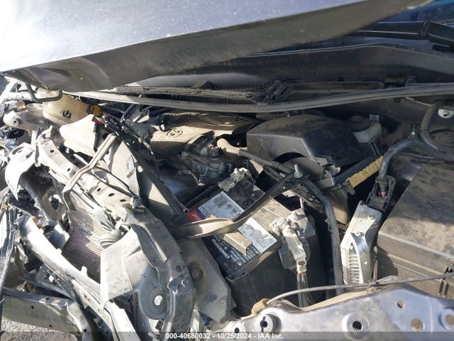 Toyota Rav4 Limited 2017 2T3YFREV4HW337420 Image 10