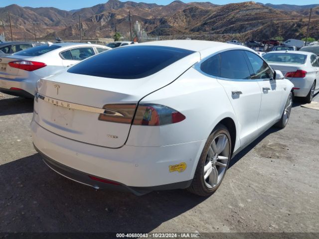 5YJSA1E2XFF107833 Tesla Model S 70d/85d/p85d