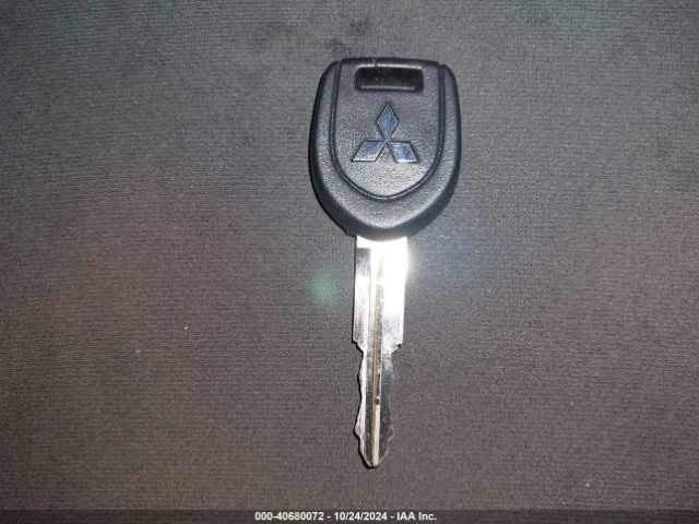 2006 MITSUBISHI OUTLANDER JA4LZ31F26U044441 Photo 10