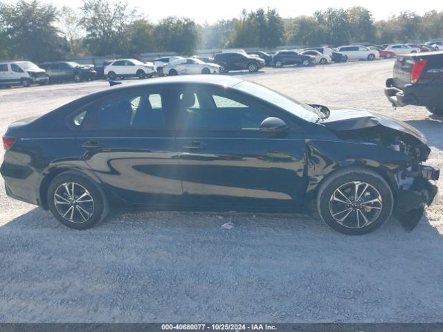 3KPF24AD1RE805555 KIA Forte Lxs