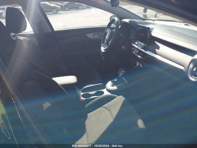 3KPF24AD1RE805555 KIA Forte Lxs