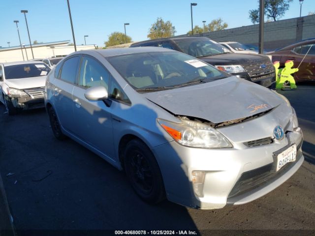 JTDKN3DU1F1928475 Toyota Prius Two