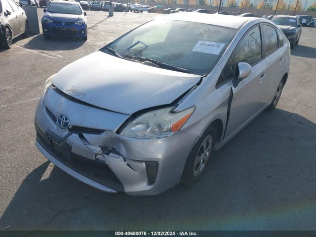 JTDKN3DU1F1928475 Toyota Prius Two