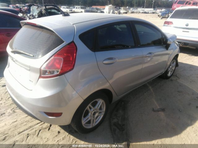 3FADP4EJ8JM108313 Ford FIESTA SE