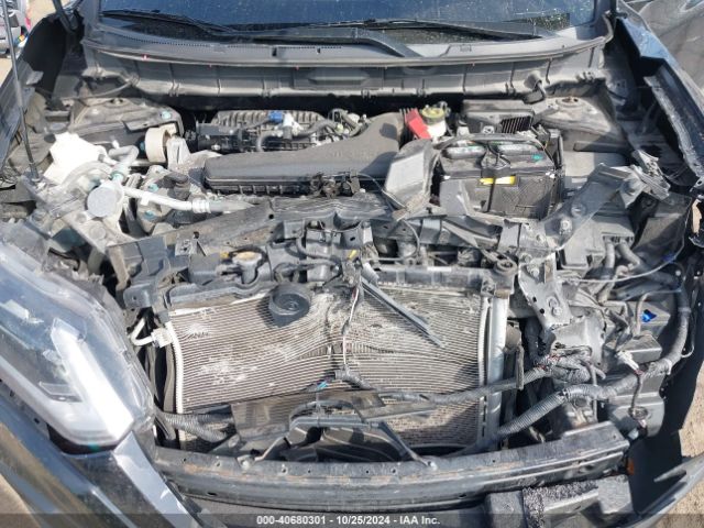 KNMAT2MV9HP524148 Nissan ROGUE SV
