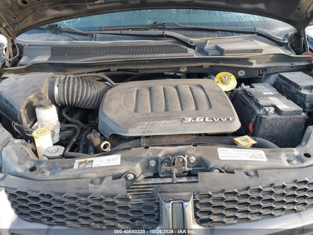 2C4RDGEG4JR205161 Dodge Grand Caravan Gt