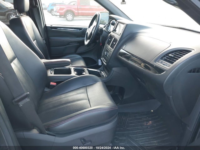 2C4RDGEG4JR205161 Dodge Grand Caravan Gt