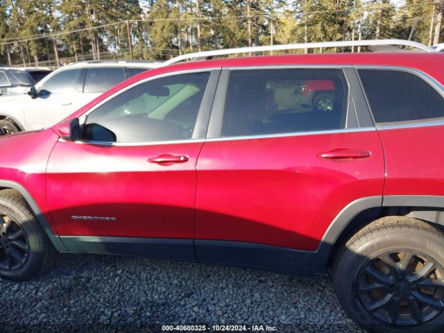 1C4PJMCB8HD227568 Jeep Cherokee Latitude 4x4