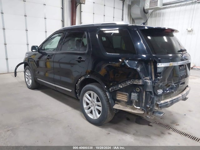 Ford EXPLORER XLT 2018 1FM5K8D84JGB48252 Image 3